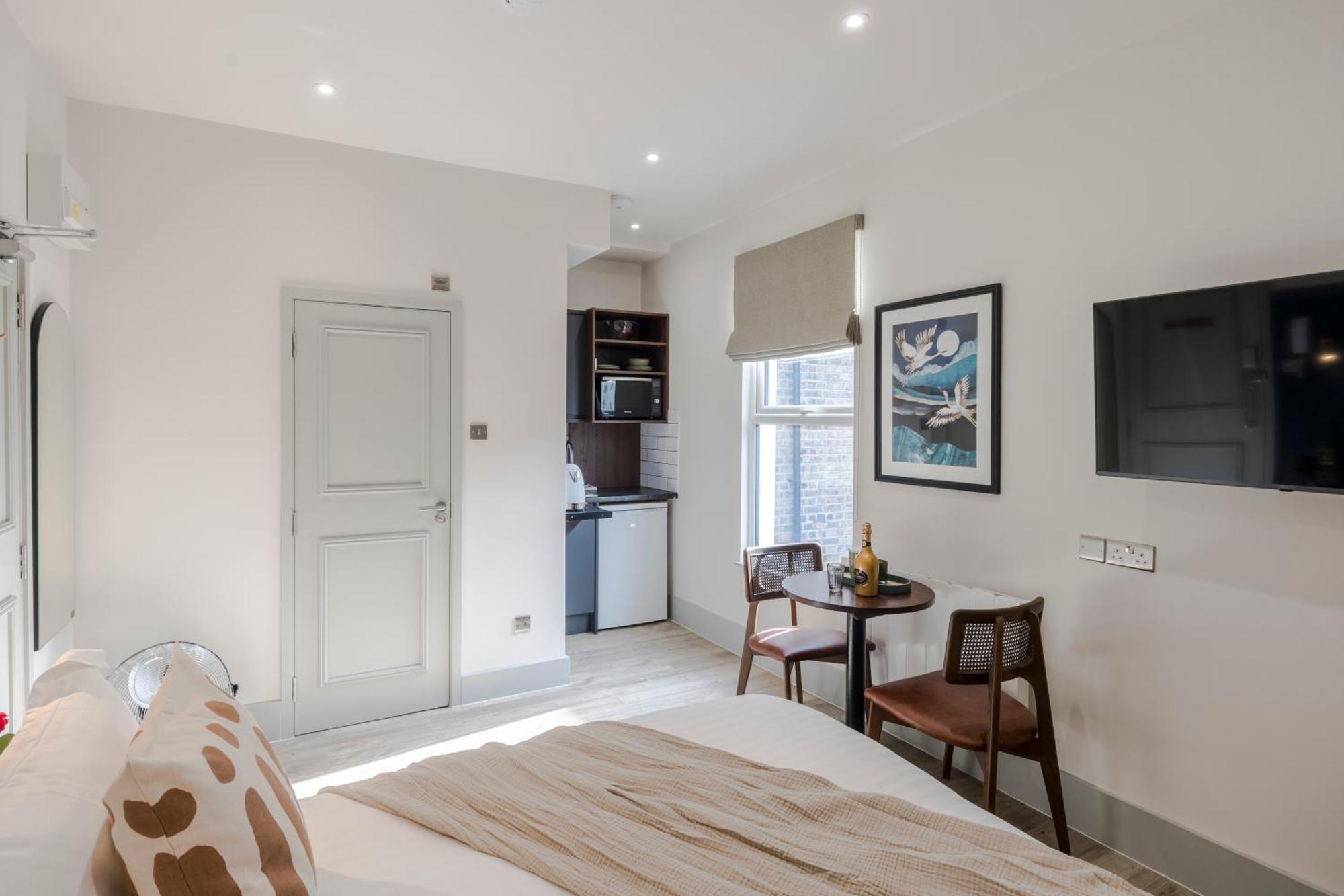 Tooting - Your Apartment Лондон Номер фото